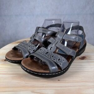 Clarks Leisa Leather Strappy Sandals Womens 10W Grey Good Laser Cut Comfort